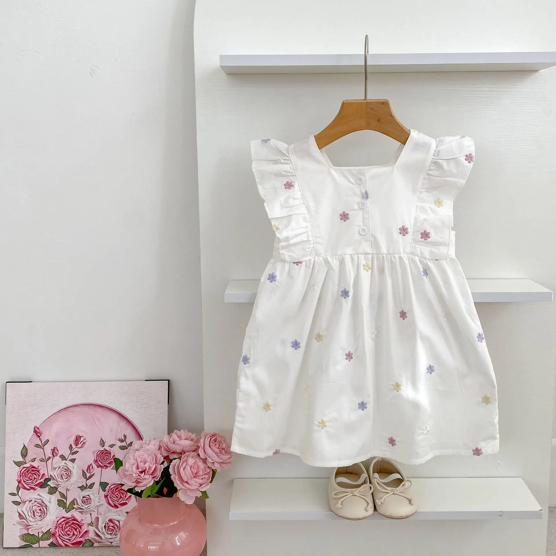 Summer New Little Girls Toddler Princess Dresses 1-6Yrs Girls Fashion Embroidered Flower Dress Kids Flying Sleeves Party Clothes