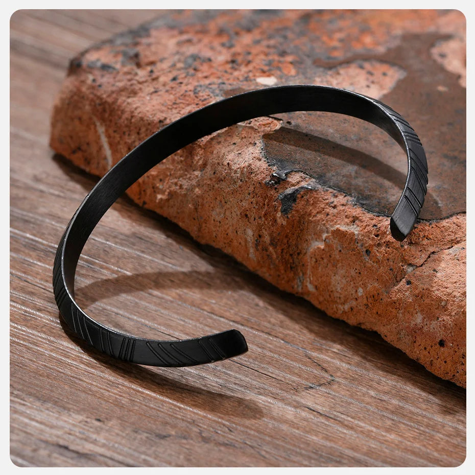 Vnox Vintage Norse Viking Cuff Bangle for Men, Stainless Steel Tribal Arrow Almut Male Bracelet,Rock Punk Boy Retro Jewelry
