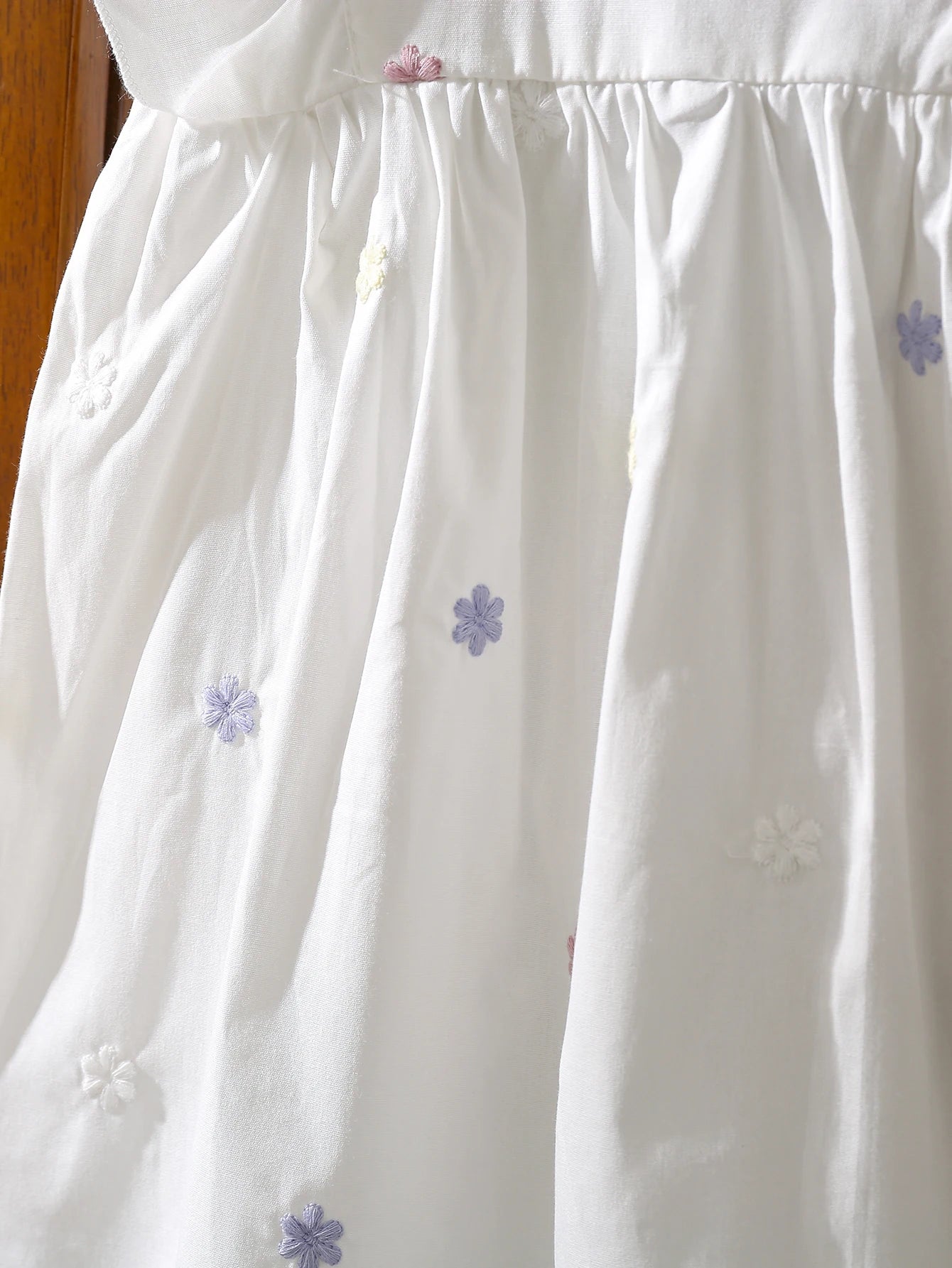 Summer New Little Girls Toddler Princess Dresses 1-6Yrs Girls Fashion Embroidered Flower Dress Kids Flying Sleeves Party Clothes