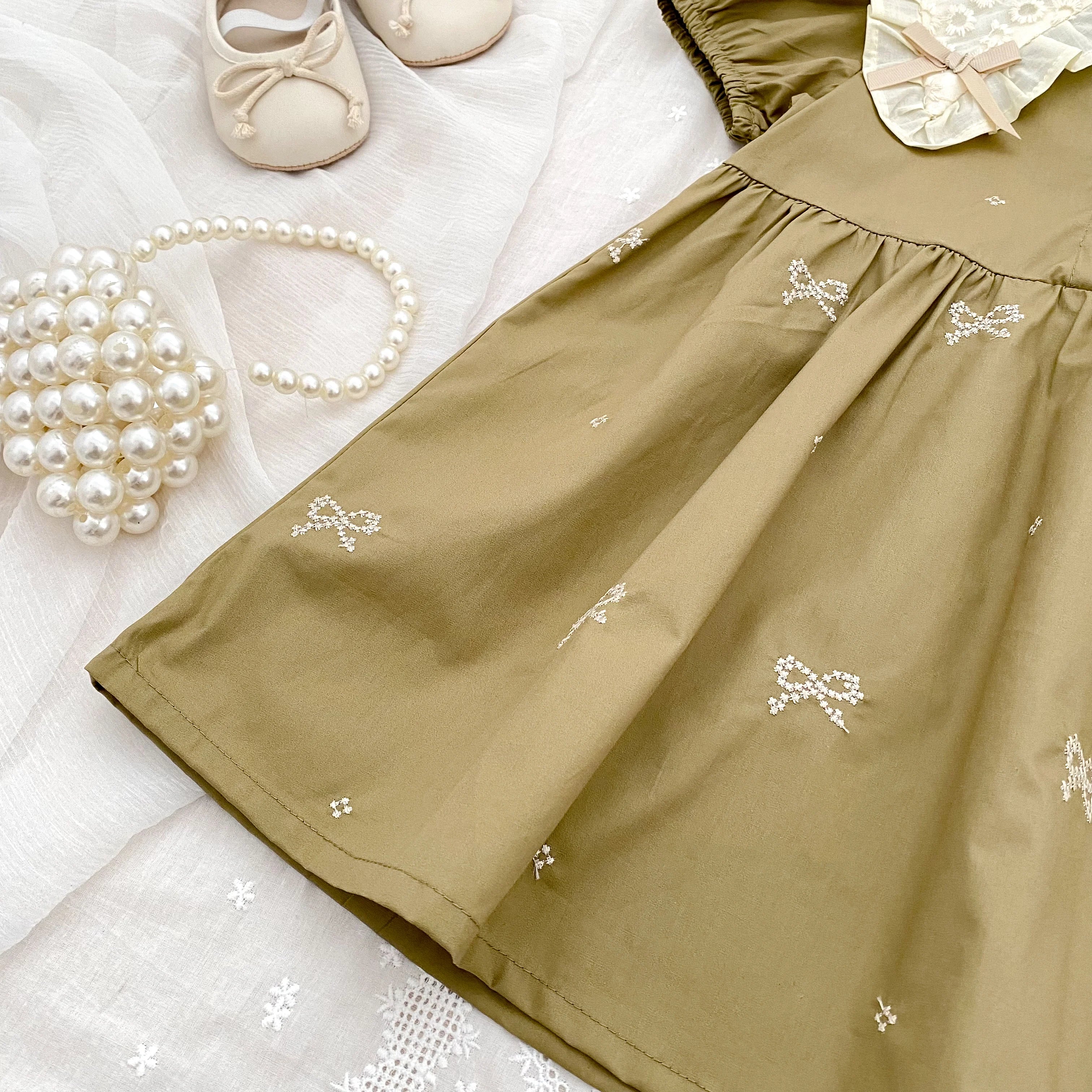 Summer New Little Girls Toddler Princess Dresses 1-6Yrs Girls Fashion Embroidered Flower Dress Kids Flying Sleeves Party Clothes