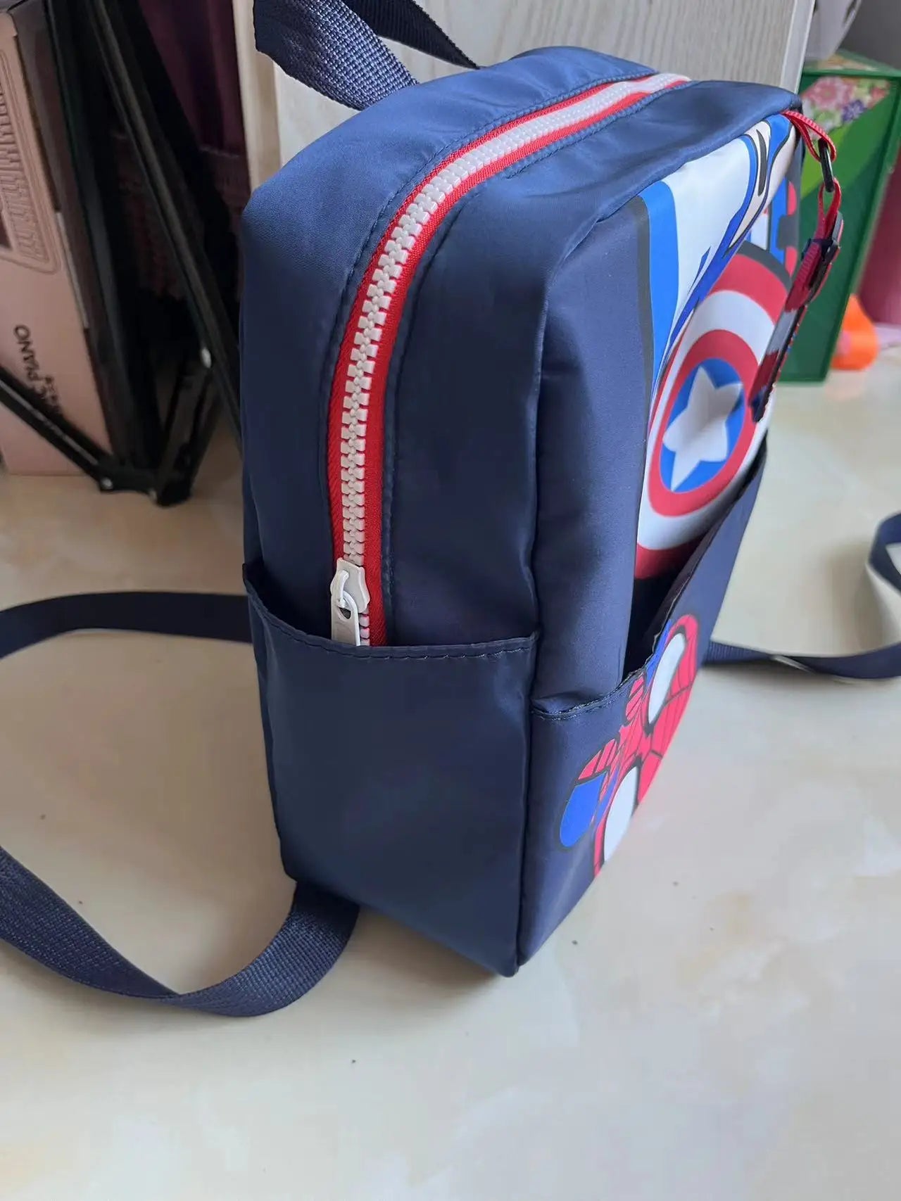 New Marvel Spider-Man cartoon Captain America boys School Bag New Kindergarten Baby Children's Small Backpack Cute Backpack