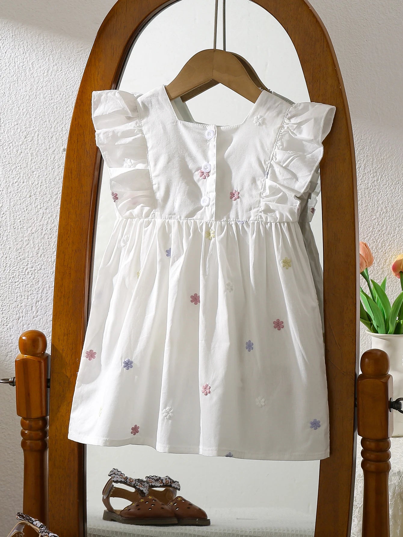 Summer New Little Girls Toddler Princess Dresses 1-6Yrs Girls Fashion Embroidered Flower Dress Kids Flying Sleeves Party Clothes