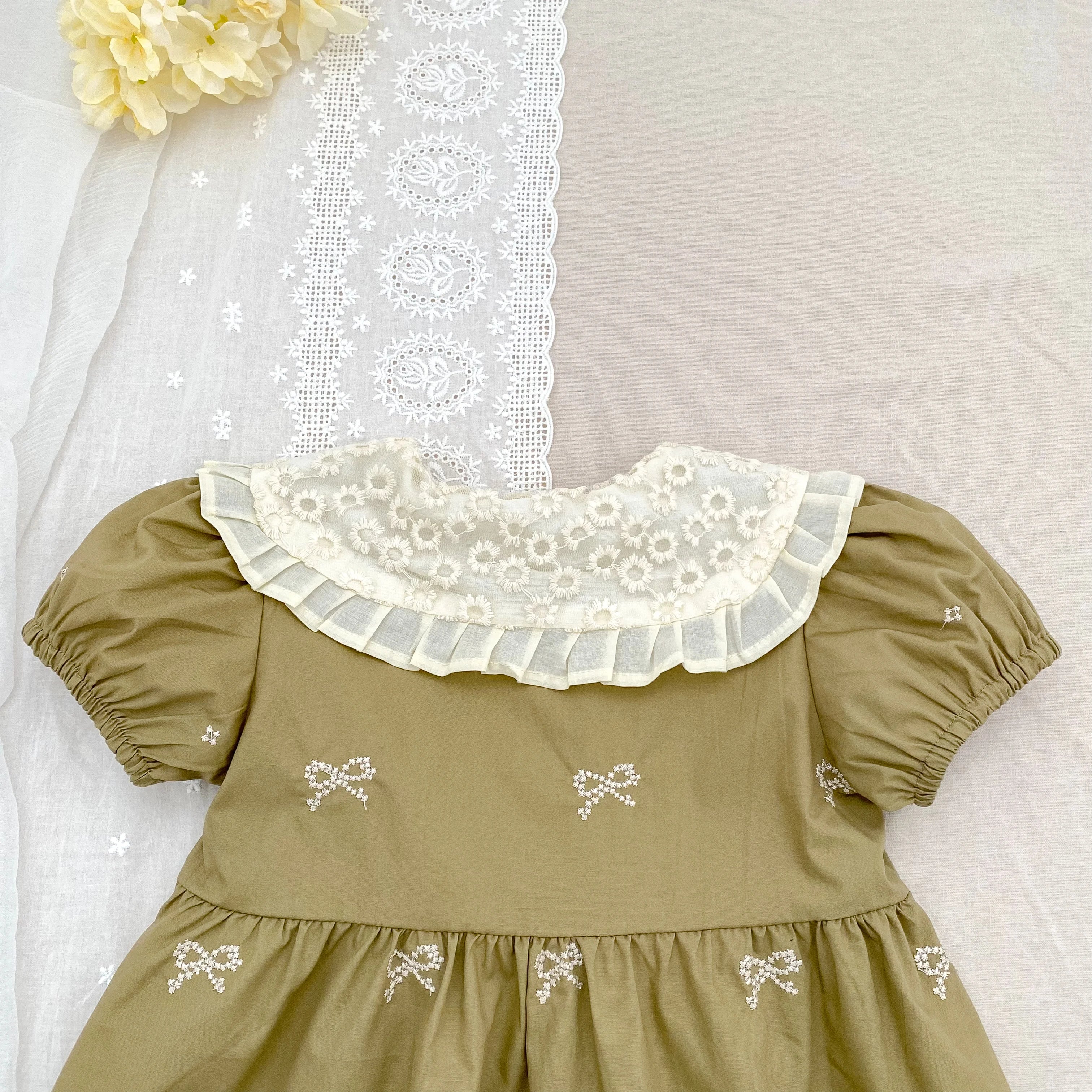 Summer New Little Girls Toddler Princess Dresses 1-6Yrs Girls Fashion Embroidered Flower Dress Kids Flying Sleeves Party Clothes