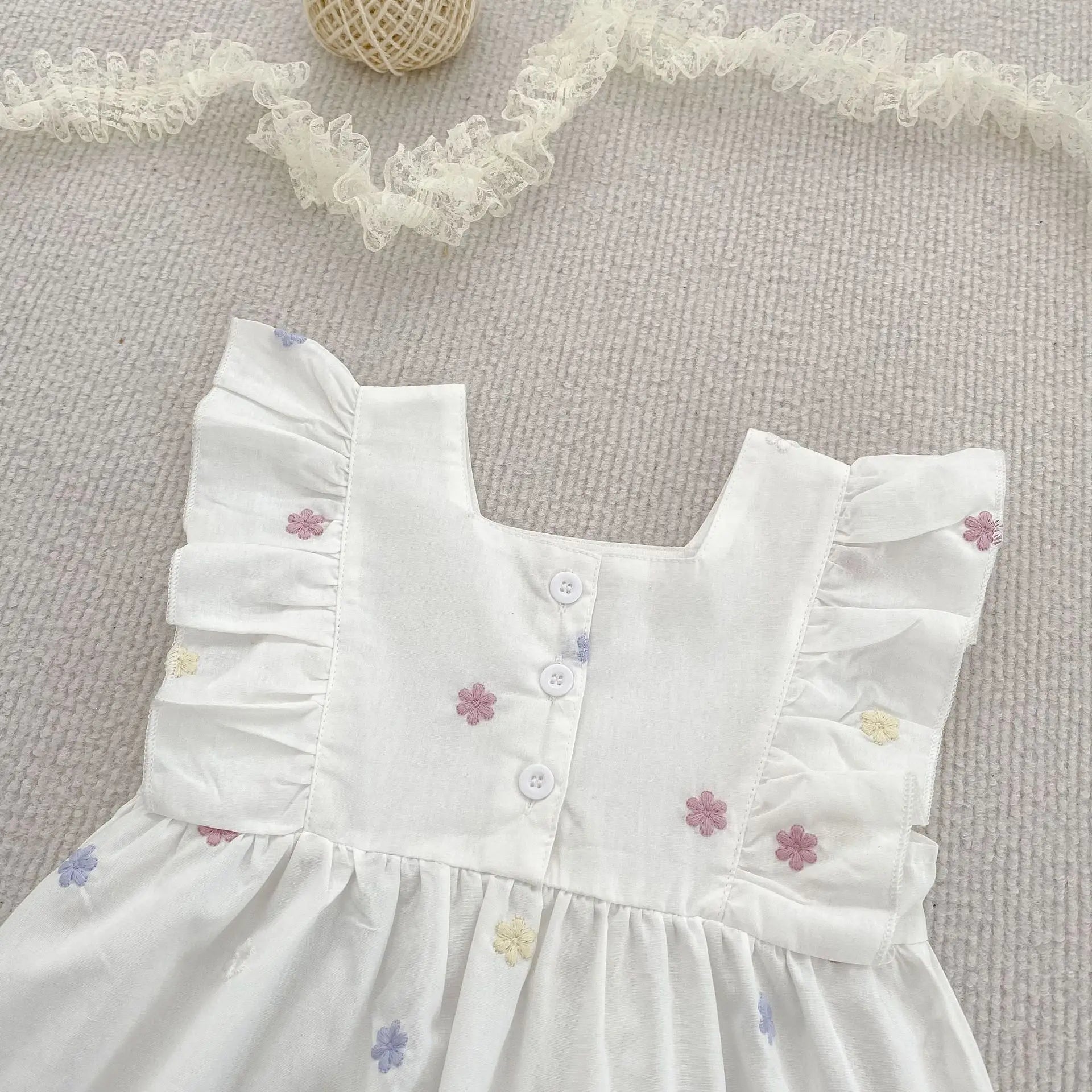 Summer New Little Girls Toddler Princess Dresses 1-6Yrs Girls Fashion Embroidered Flower Dress Kids Flying Sleeves Party Clothes