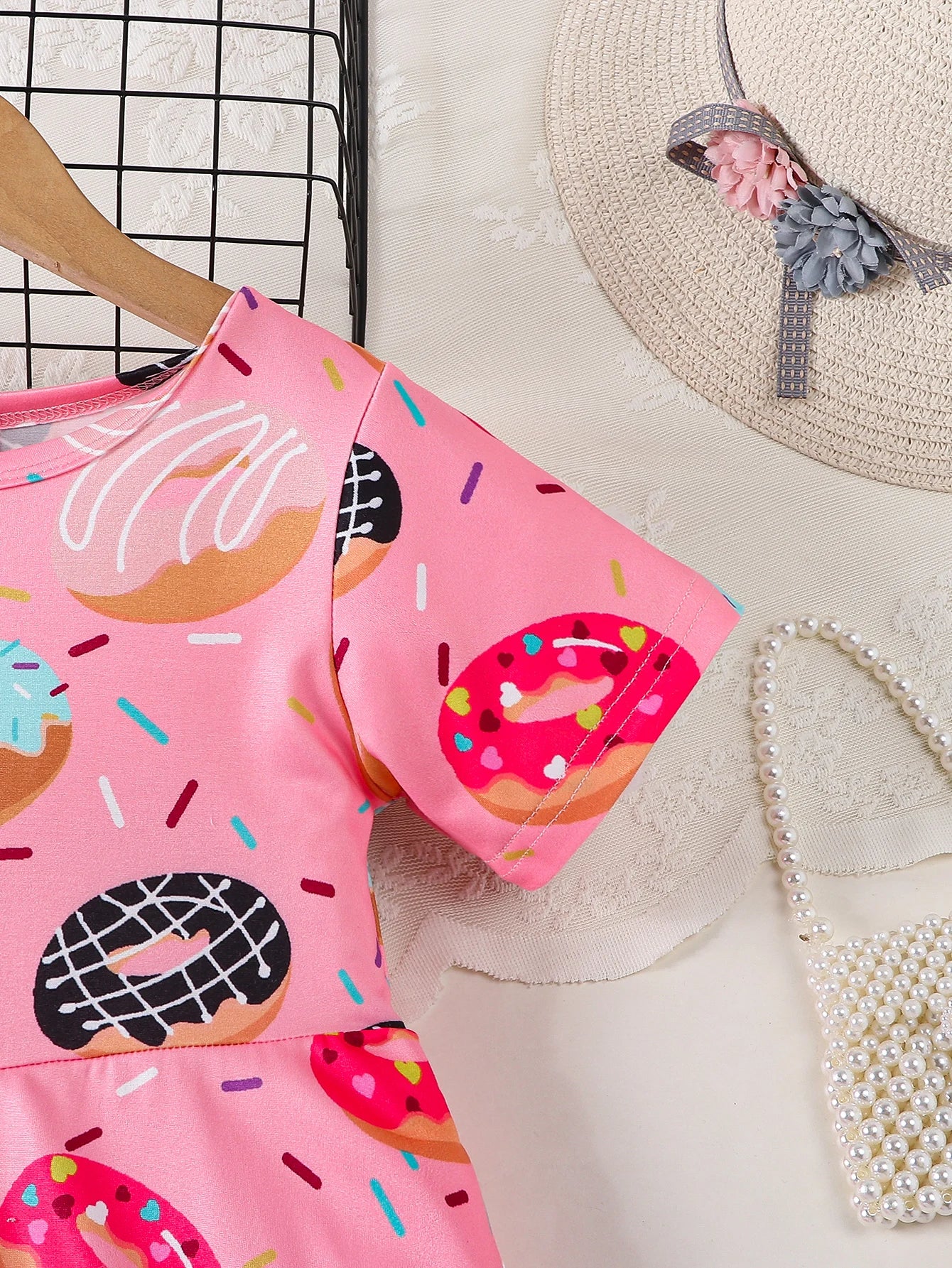 Pink cute donut full print short sleeved round neck girl's dress